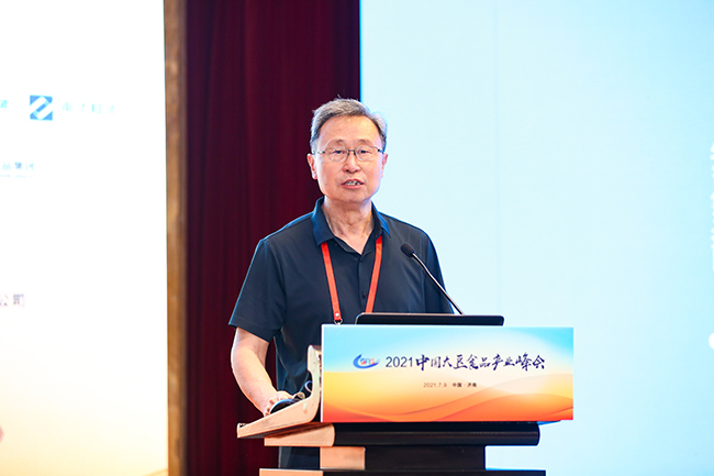 +5-近景劉總.jpg